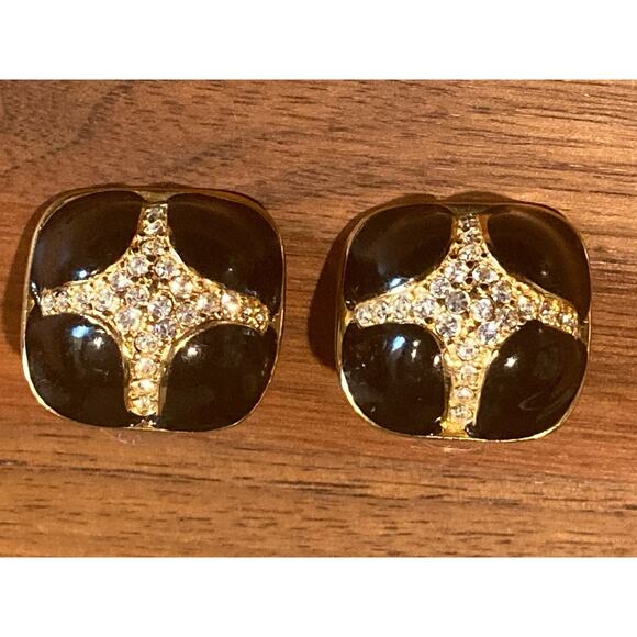 Vintage Pair Earrings Gold & Black Enamel & Diamond Cross Pattern ~ Very CoCo! - Picture 3 of 7